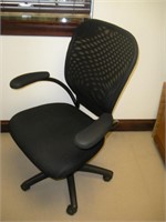 Office Chair w/Mesh Back