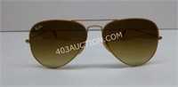 Ray-Ban Aviator Sunglasses w/ Case 112/85 $220