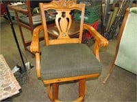 Carved Back Bar Stool Chair Swivels with Arms