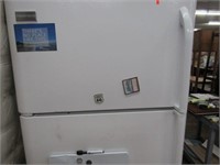 Frigidaire 18 cu ft Refrigerator