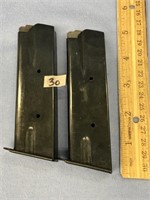 Lot of two 22 ammo clips           (2)