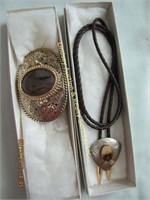 2 Pcs: 1 Belt Buckle & 1 Bolo Tie