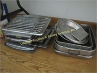 Approx 23 pcs of various metal bakeware (see pics)