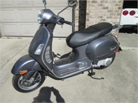 2005 Vespa 200L Gran Turismo gas motor scooter