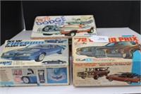 3 Boxes Model Cars