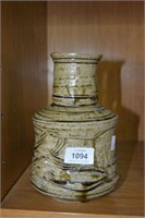 Shigeo Shiga pottery vase, with inscribed detail