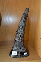 Well carved Chinese horn, intricate detail, 30cm T