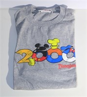 Disney 2000 T-shirt XL Size Looks Never Worn