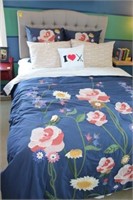 Full Size button & tuck Headboard w/ bedding