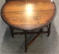 OAK BARLEY TWIST DROP LEAF DINING TABLE