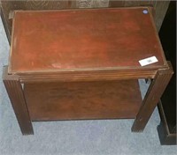 2 TIER VINTAGE END TABLE