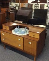 MID CENTURY DRESSING CHEST WITH SINGLE MIRROR