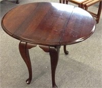 QUEEN ANNE DROP LEAF OCCASIONAL TABLE