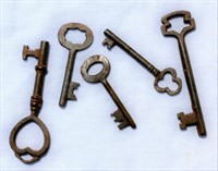 5 Antique Skeleton Keys Dug Up Down South