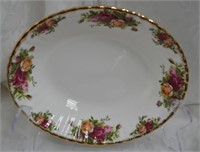 Royal Albert Old Country Roses 9" Oval Bowl