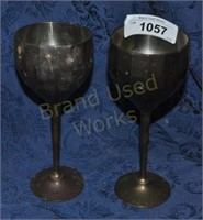 Lot of 2 metal wine glasses collectible