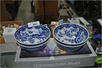 Lot of 4 bowls made in Japan blue cross hatch