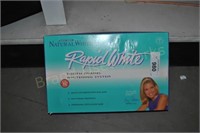 Rapid whit Natual white teethc whitening system
