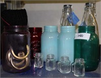 SELECTION OF PAINTED MASON JARS AND MORE