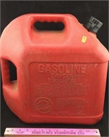 5 Gallon Plastic Gas Can