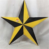 Medium size wood star