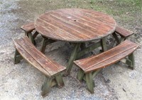 Round Picnic Table with 4 Benches
