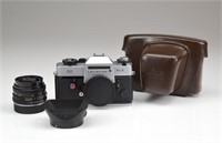 Leicaflex SL2 Camera Body and Lens