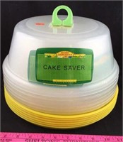 6 Plastic Cake Savers with Lids