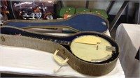 B&D Silver Bell banjo and case