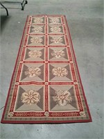 Floral runner rug