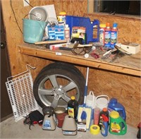 SELECTION OF GARAGE ITEMS