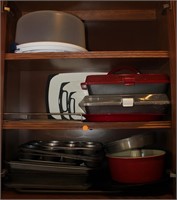SELECTION OF BAKING WARE