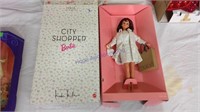 City shopper Barbie