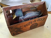 RARE- Dupe-A-Duck wood box w/folding decoys-Nice