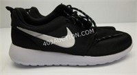 Nike Women's Roshe One Running Shoes Sz 7.5