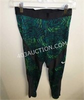 Nike Women's Printed Leggings Sz M $70