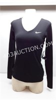Nike Women's Fitted Long Sleeve Shirt Sz M $42