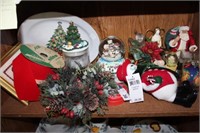 LARGE CHRISTMAS DECORATION LOT