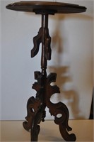 Antique Victorian Walnut Pedestal
