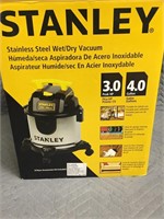 Stanley Stainless Wet/Dry Vacuum