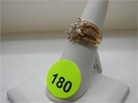 14K YELLOW GOLD RING WITH CZ'S - SZ 6.25