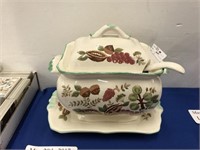 THREE QUART SOUP TUREEN WITH UNDERPLATE