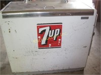 Ideal Model 85 Embossed 7-Up Cooler