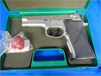 Smith and Wesson Automatic Pistol 9MM Model# 5906