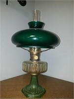 Stunning antique Aladdin oil lamp