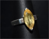 Size 7 Sterling Silver Ring w/ Yellow Stone
