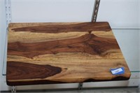 Wooden Cutting Board w/ Rubber Feet