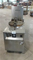 BARBECUE KING ELECTRIC DEEP FRYER MODEL PKM