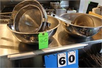 (2) 16" Stainless Mixing Bowls & (3) Colanders