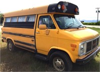 1989 2x4 School Bus Converted Into Camper Van